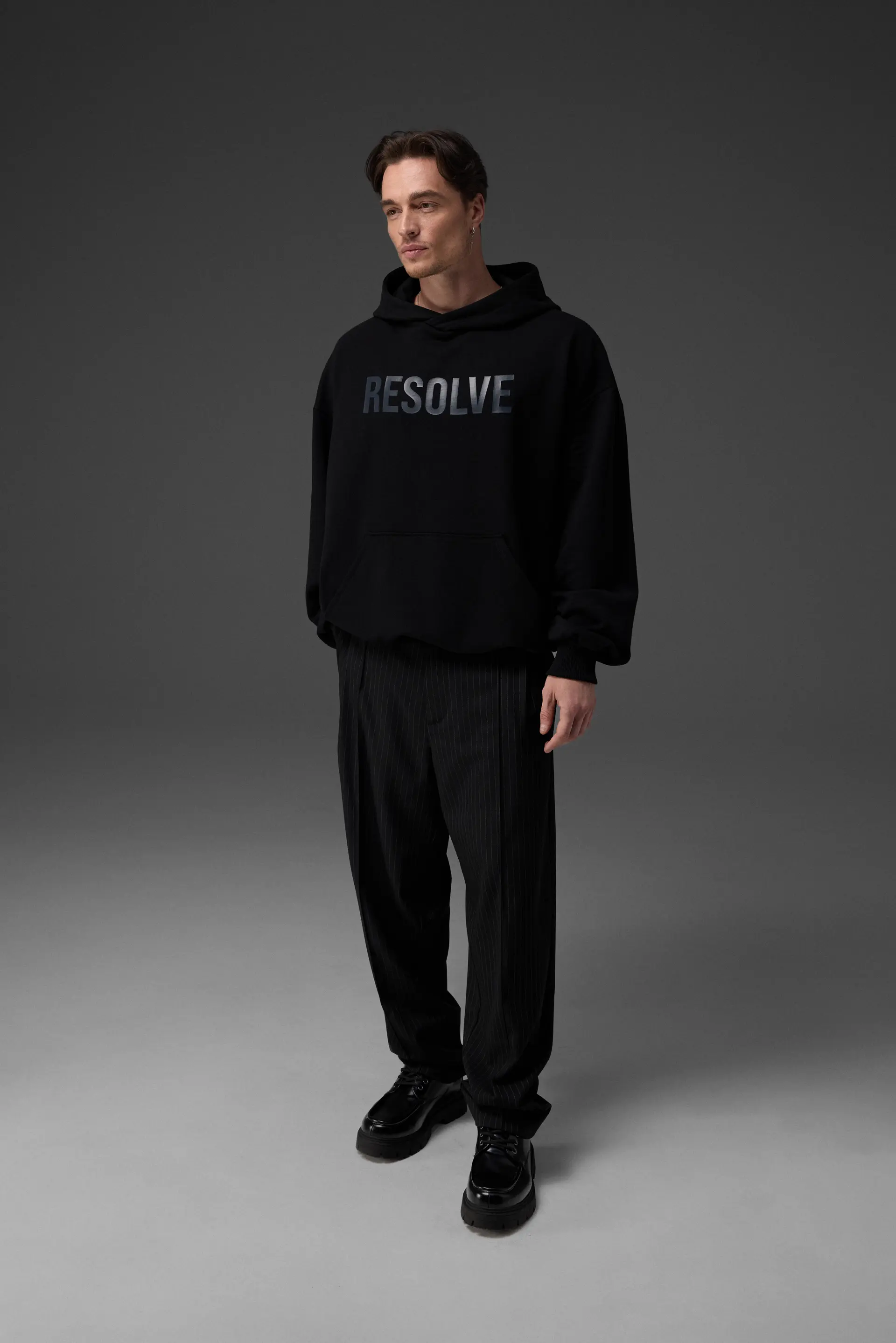 худі resolve