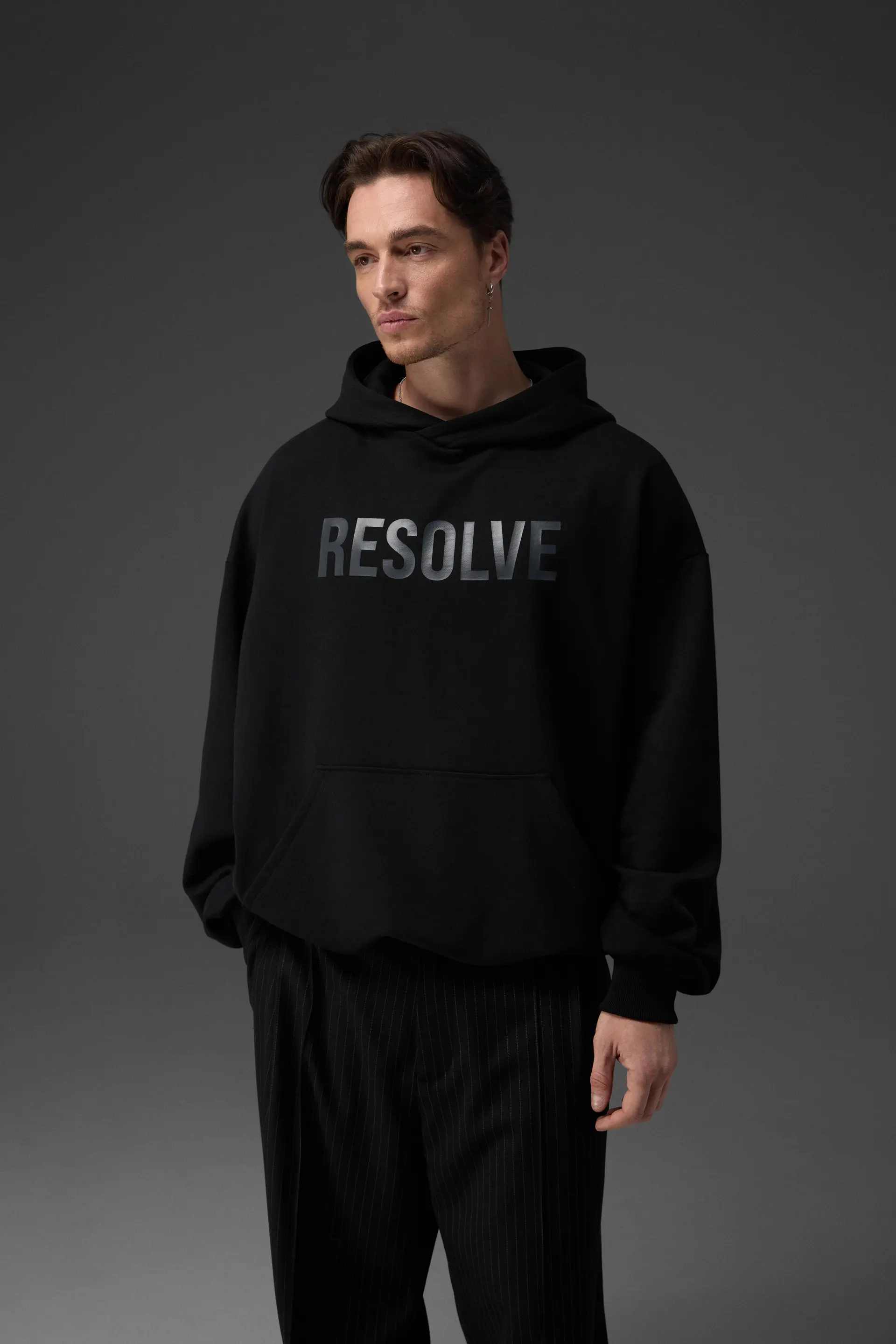 худі resolve